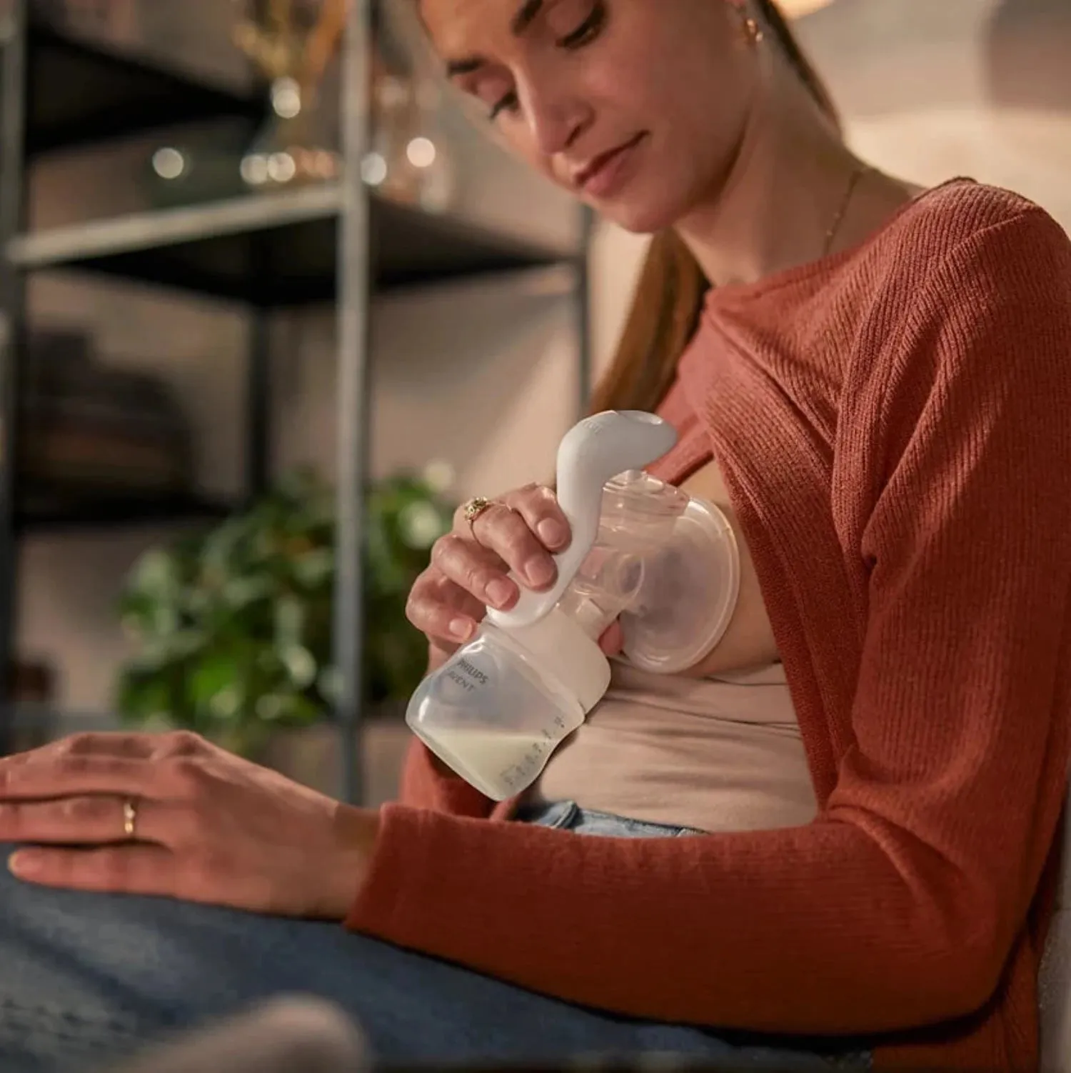 AVENT Manual Breast Pump