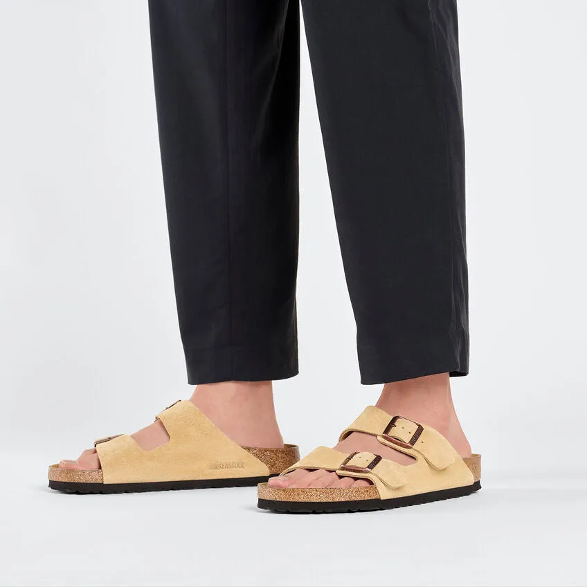 BIRKENSTOCK ARIZONA IN LATTE CREAM