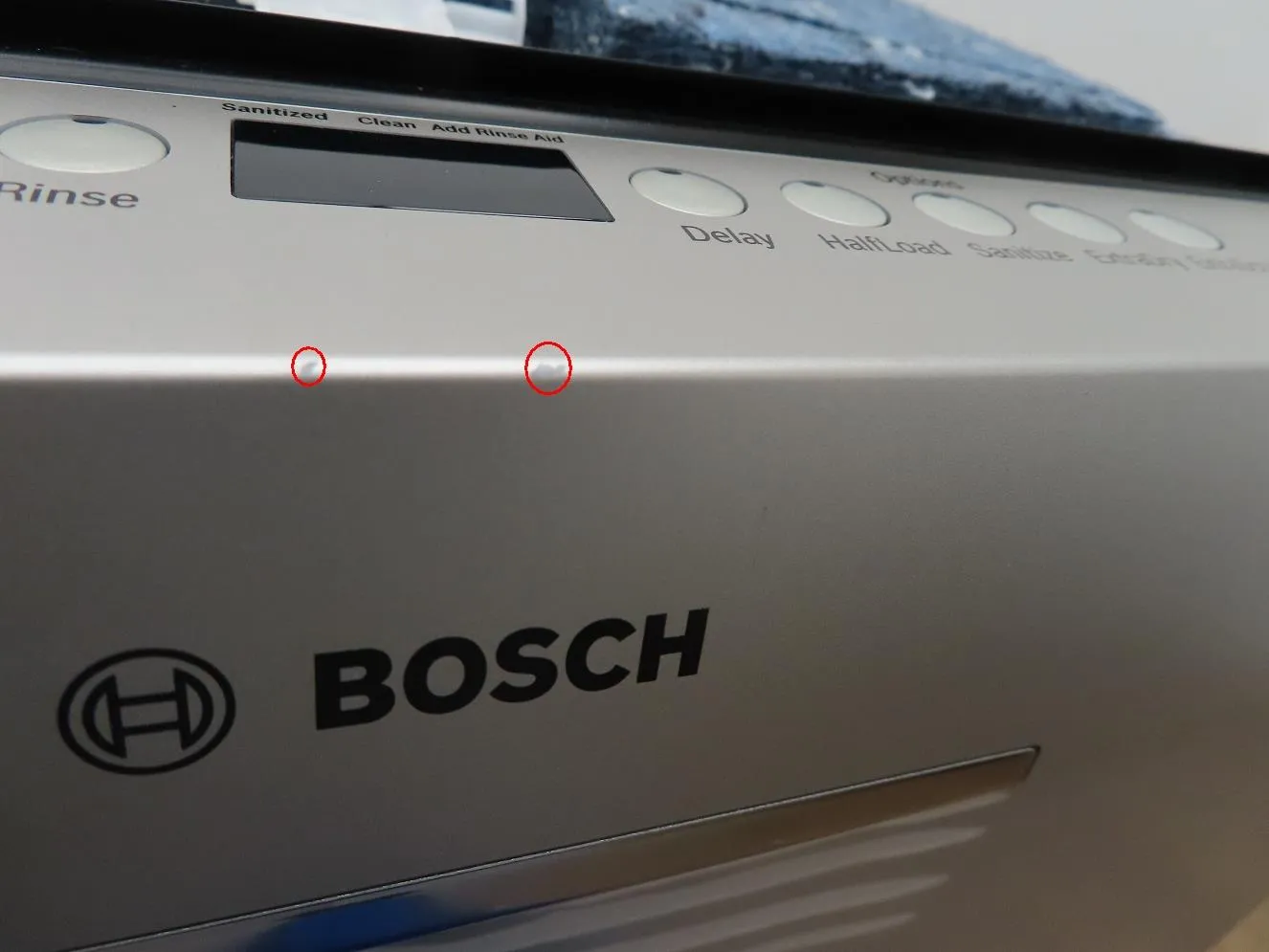 Bosch 300 DLX Series 24" Fully Integrated Dishwasher SHS863WD5N 44 dBA 3 rd Rack