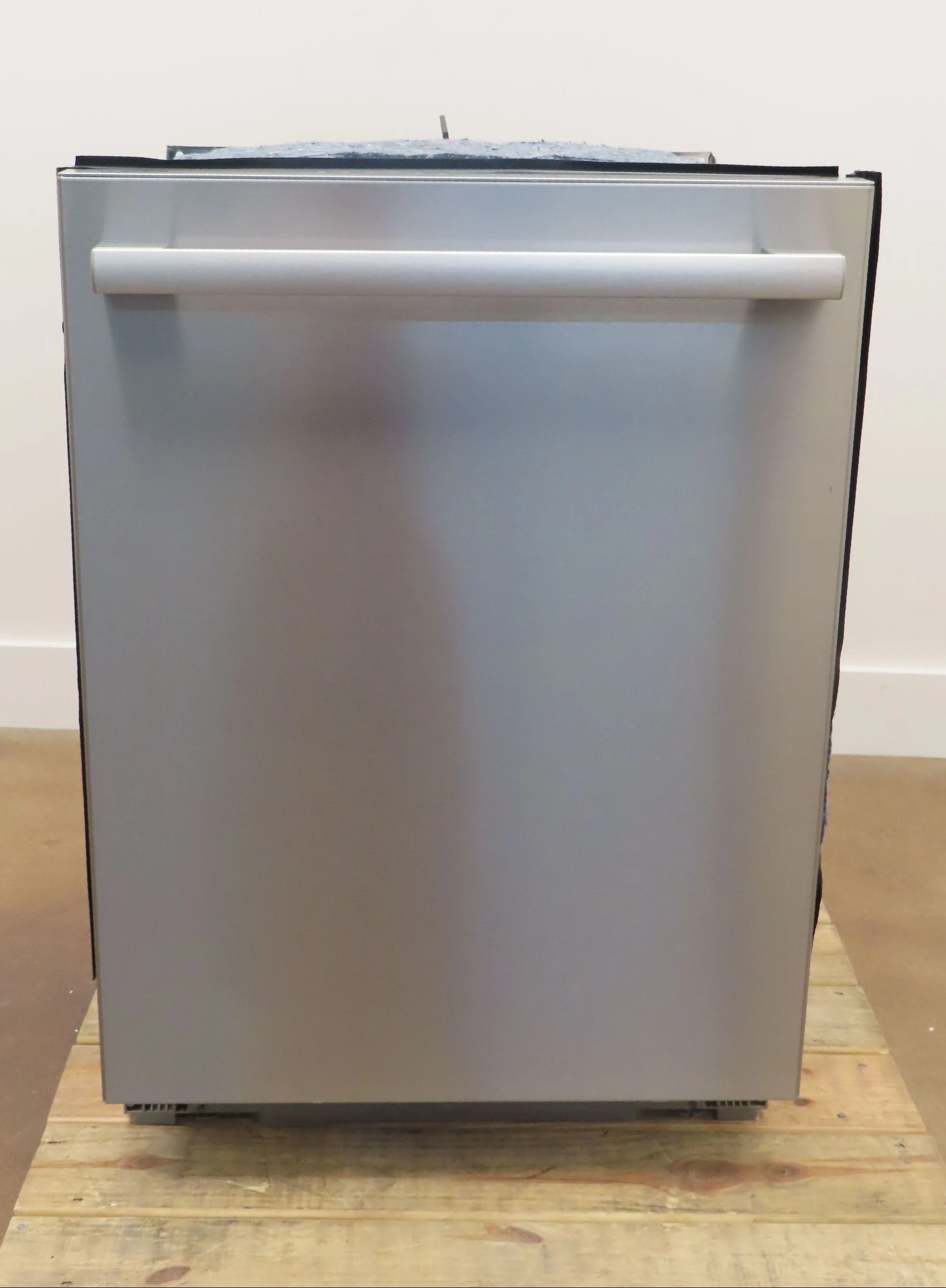 Bosch 500 Series SHX65CM5N 24" Fully Integrated Built-In Smart Dishwasher