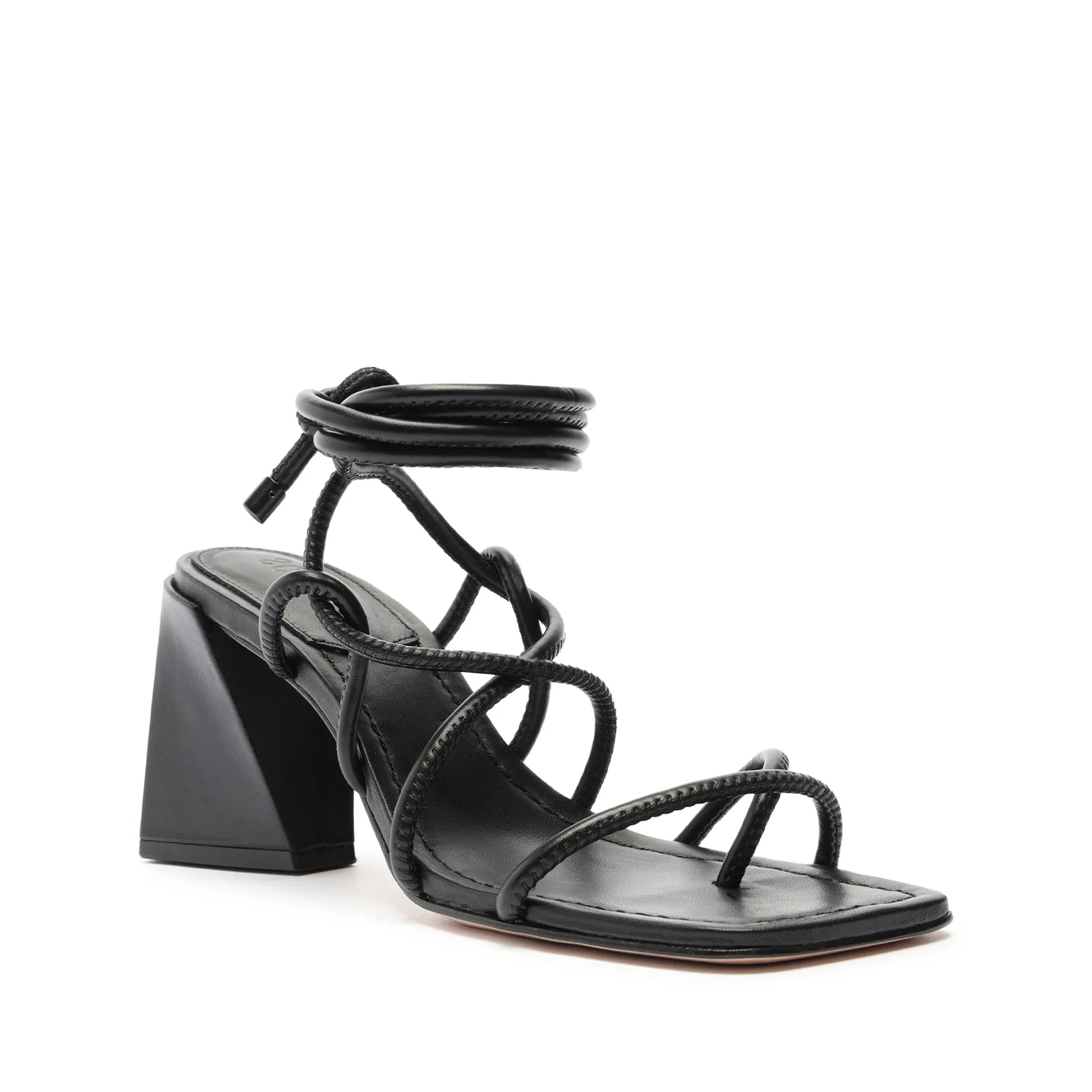 Fernanda Sandal