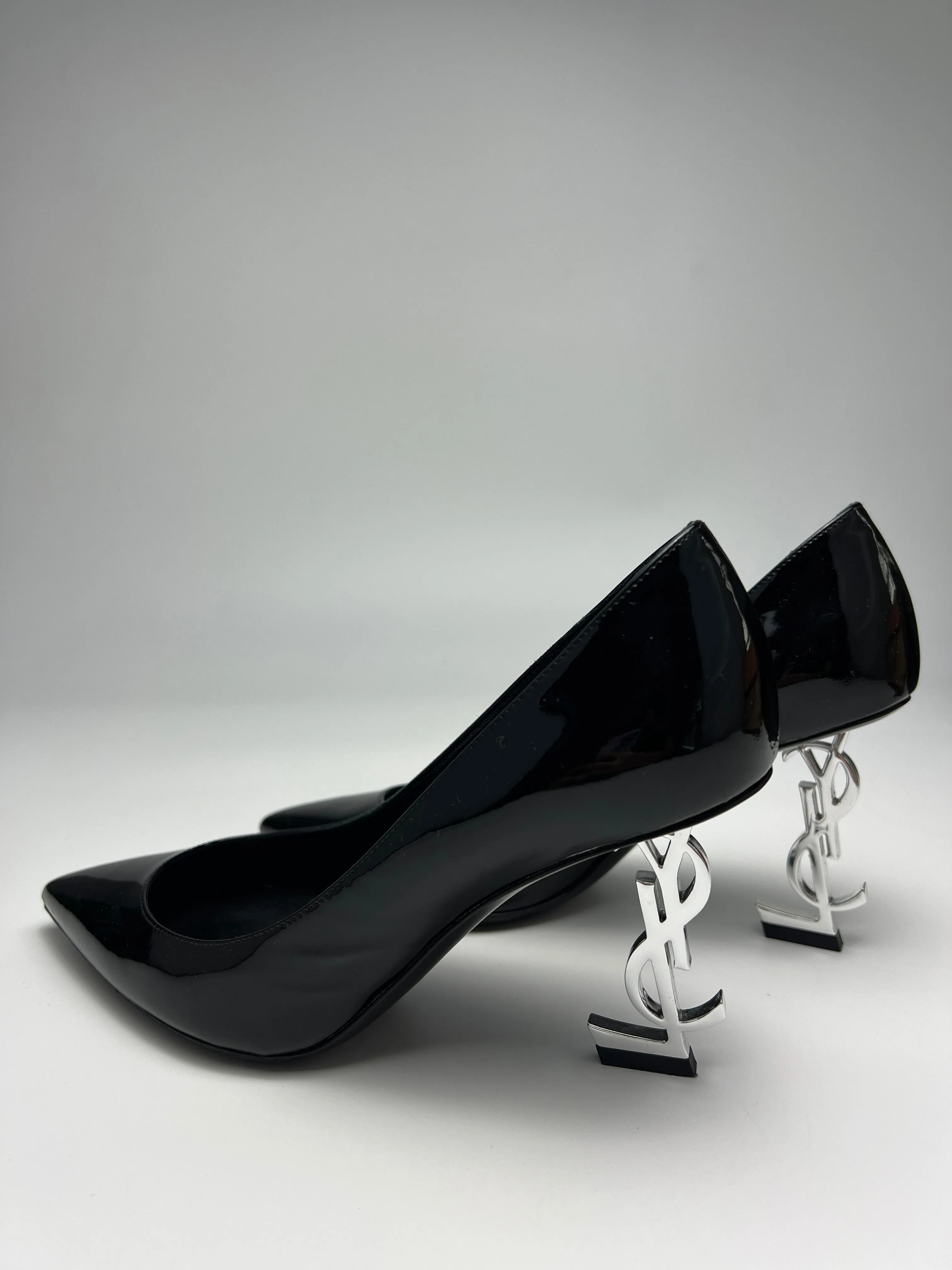 Opyum 85 Black Patent with Nickel Palladium Hardware Pumps