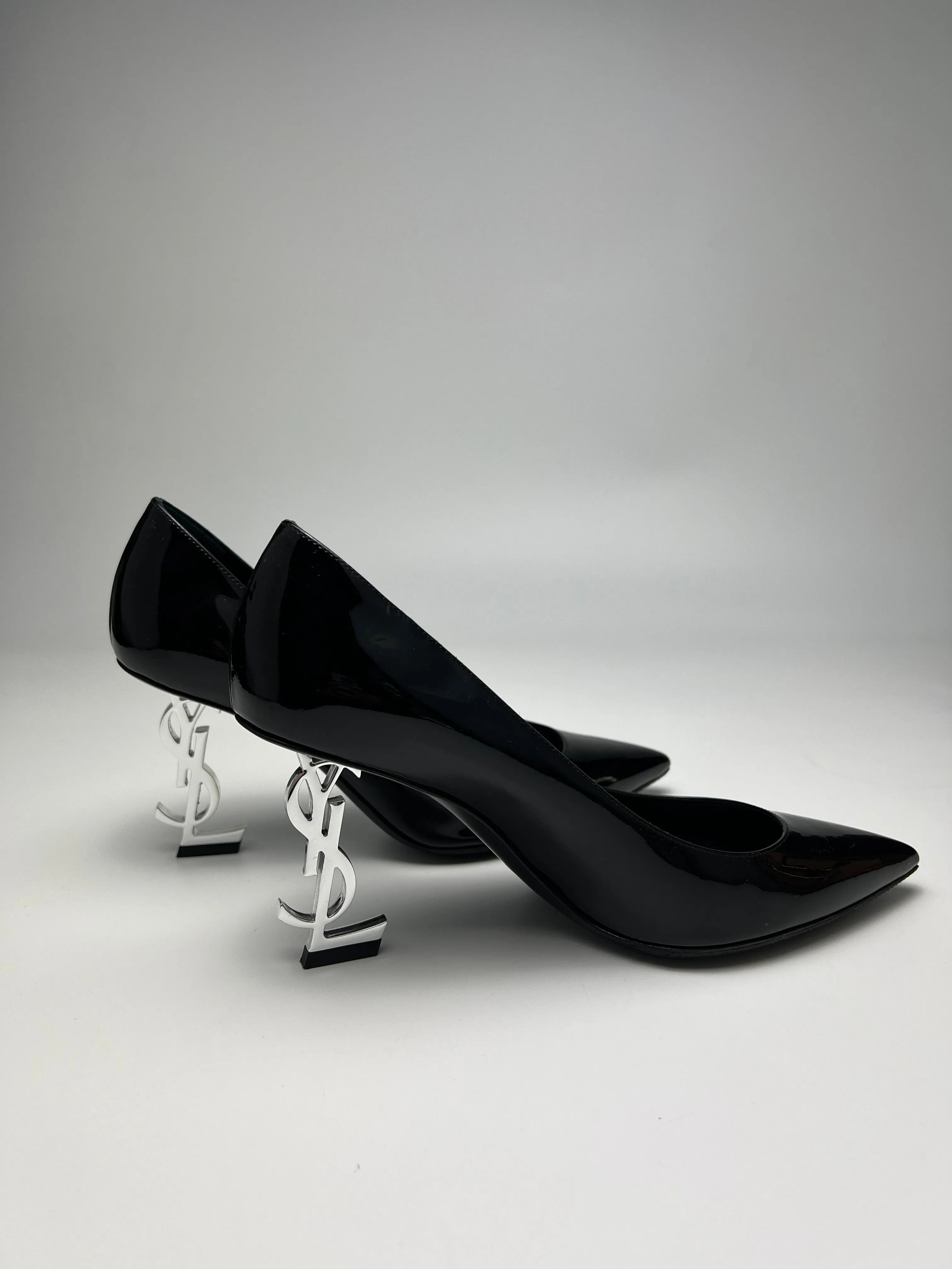 Opyum 85 Black Patent with Nickel Palladium Hardware Pumps