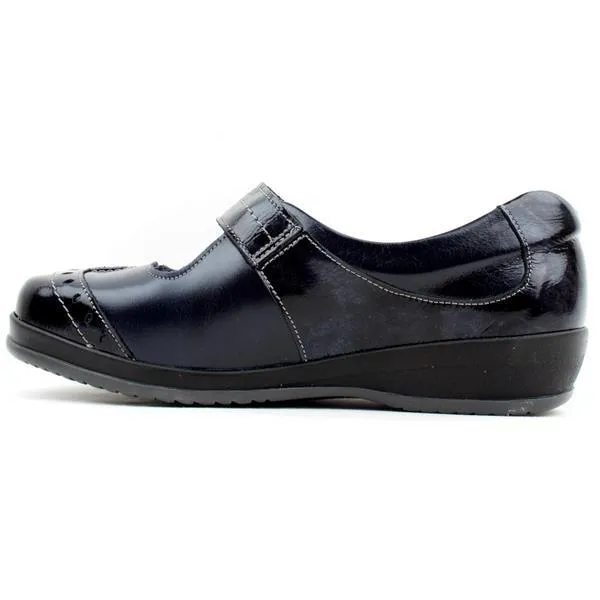 Suave Womens Nessa Shoe Navy