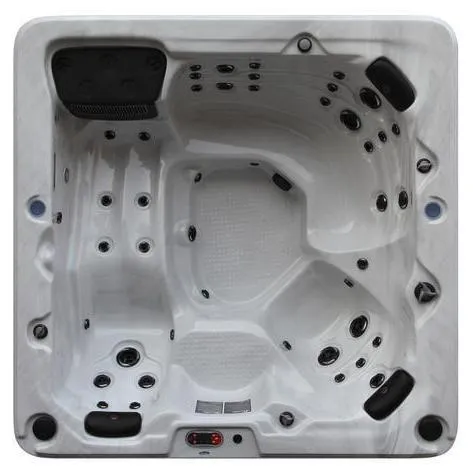 Toronto UV 44-Jet 5-6 Person Hot tub | 213 x 213 cm