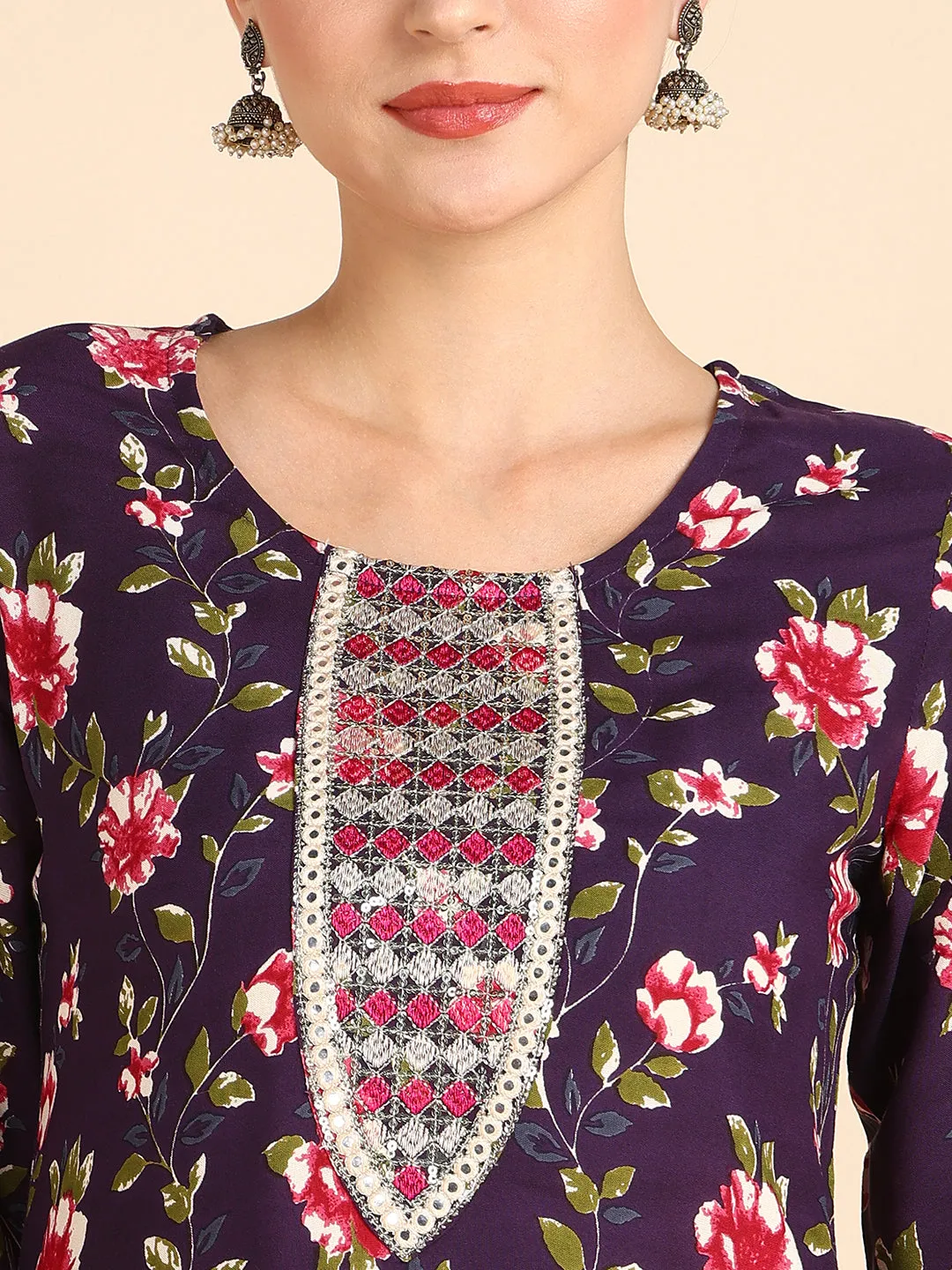 Women Embroidered Printed Rayon Straight Kurta