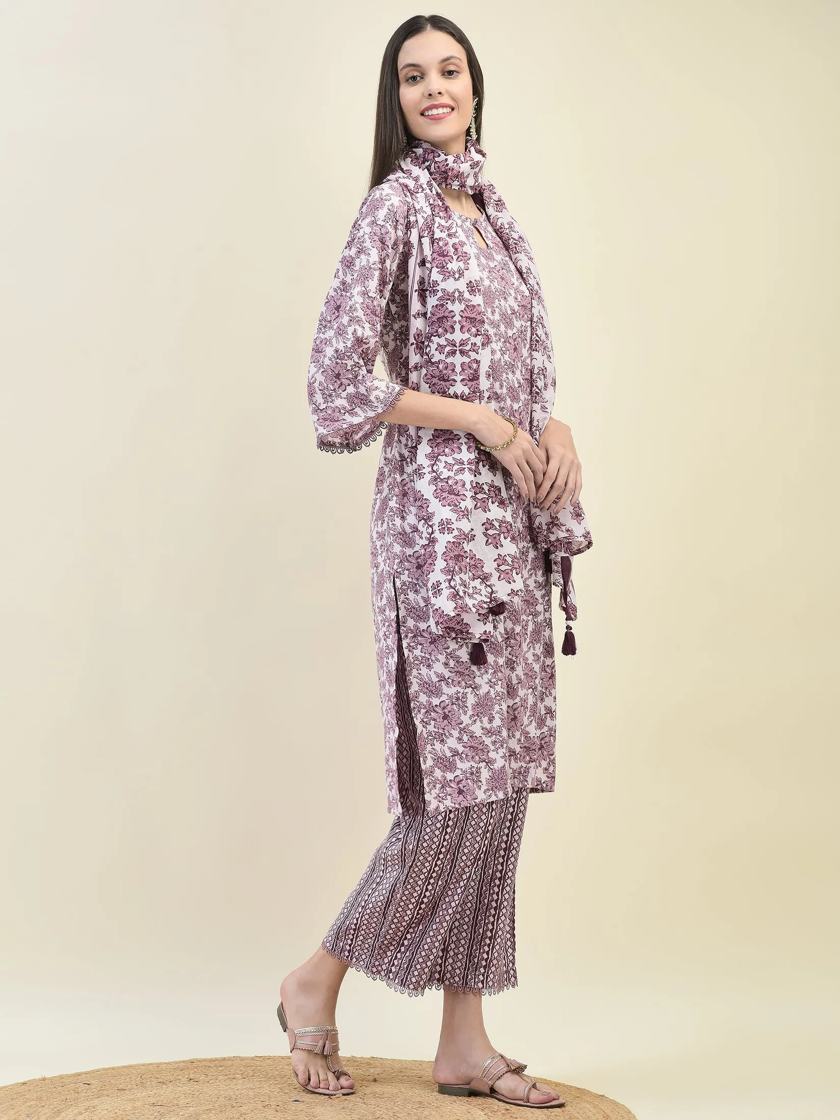 Women Poly Viscose Lilac Floral Print Kurta Comfort Pant Dupatta