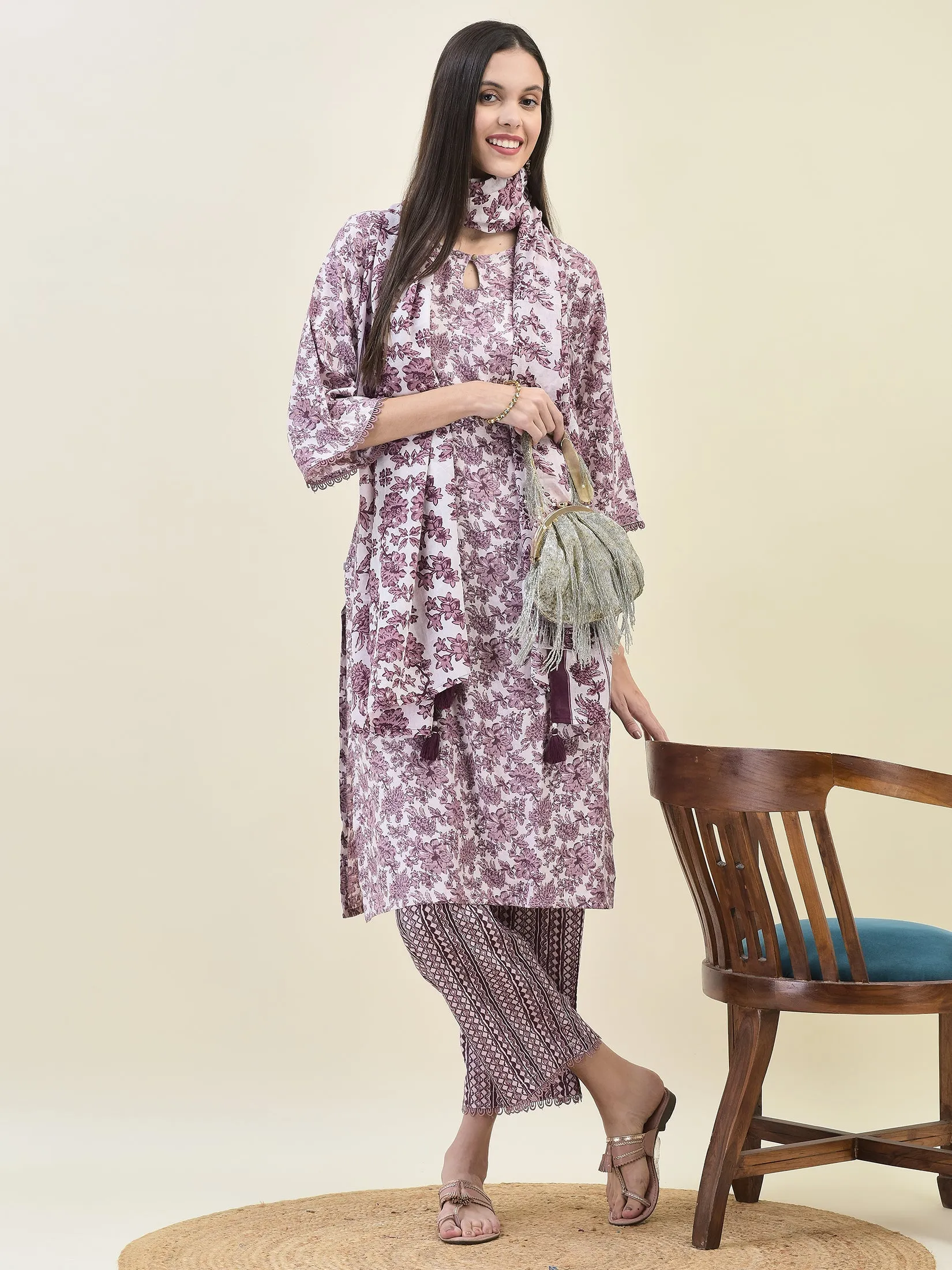 Women Poly Viscose Lilac Floral Print Kurta Comfort Pant Dupatta