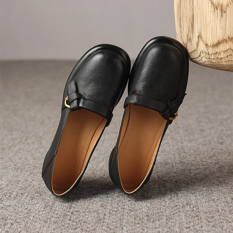 Women's Handmade Retro Round-Toe Block-Heel Pumps in Black/Brown